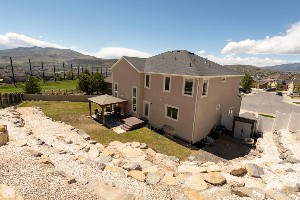 4061 E BARTON CREEK DR Eagle Mountain, UT 84005