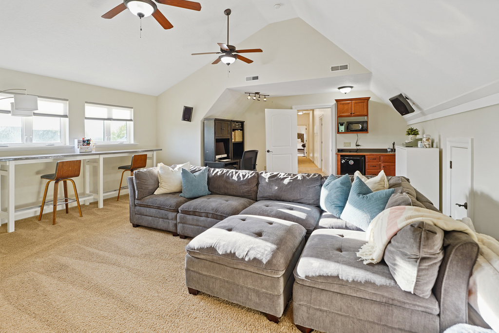 247 S 650 CIR American Fork, UT 84003