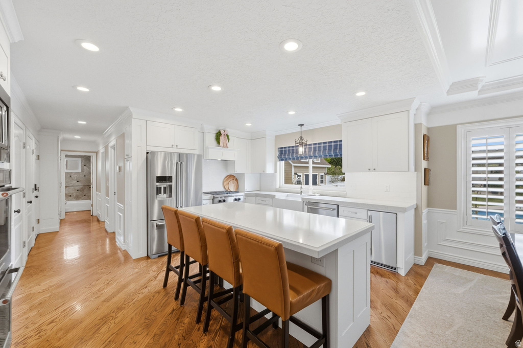 9496 S DUNBAR CIR South Jordan, UT 84095