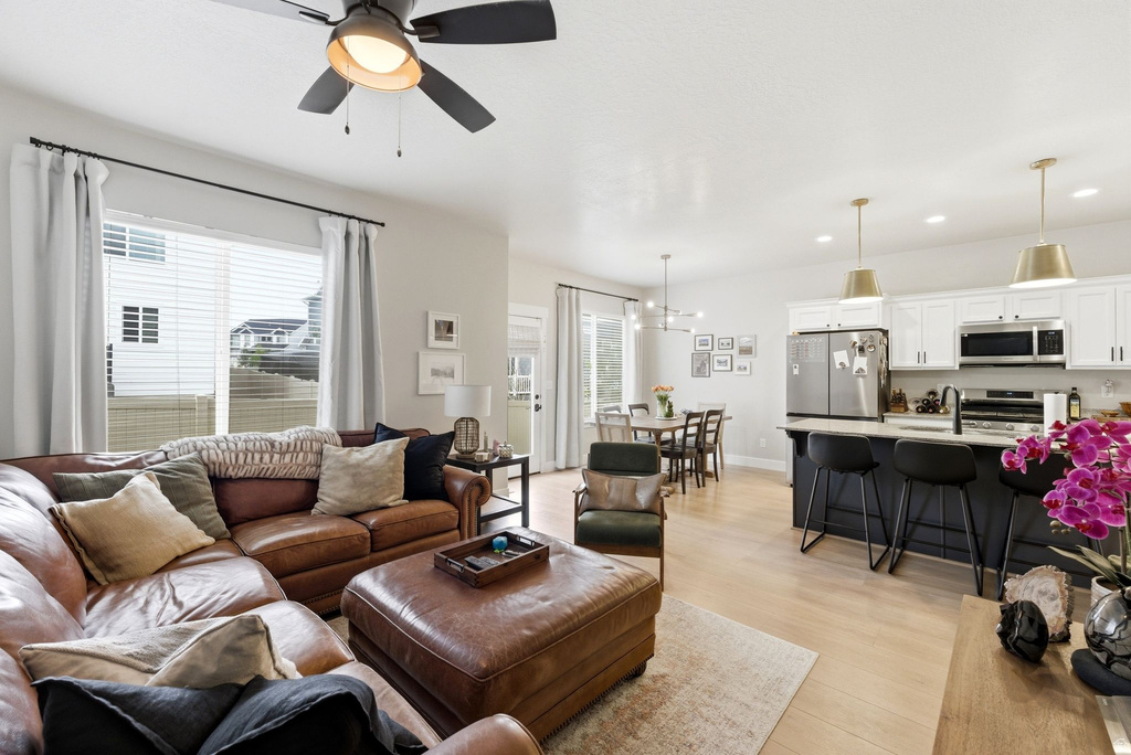 14742 S PATTEN LN Herriman, UT 84096