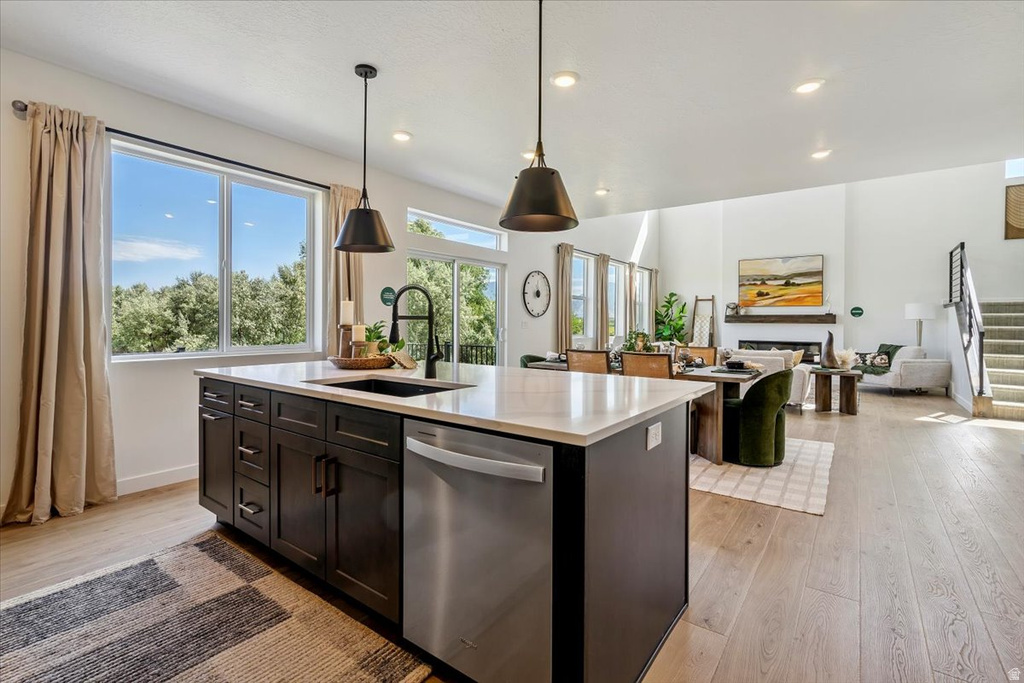 1566 E LIVI LN #6 Saratoga Springs, UT 84045