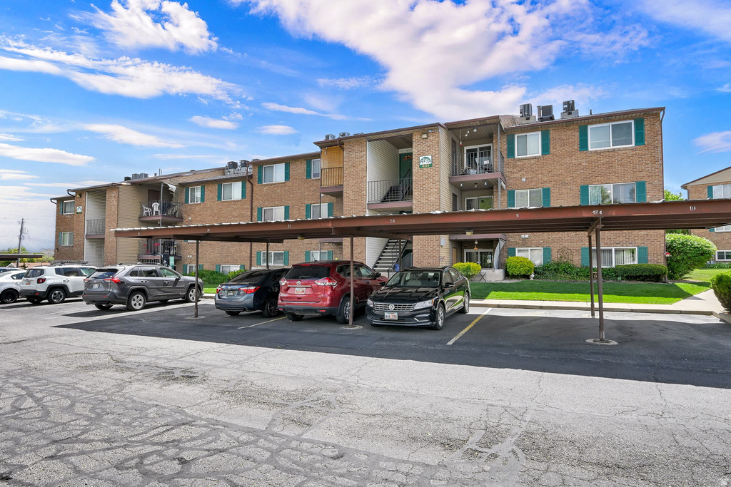 4114 S OAK MEADOWS DR #21 Salt Lake City, UT 84123