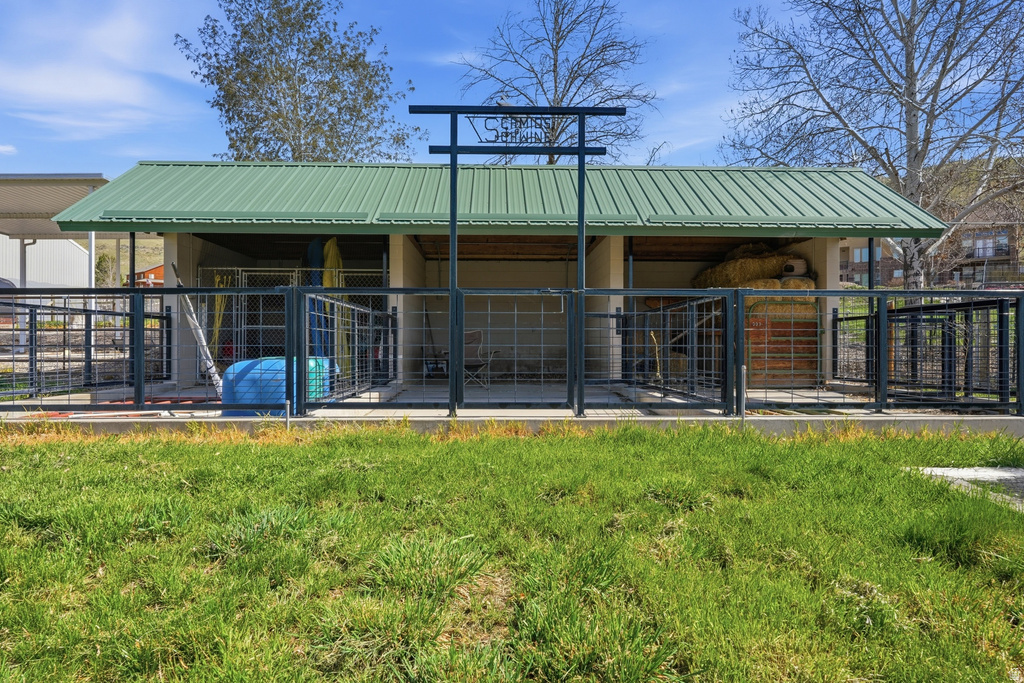 2420 W OLD RD Morgan, UT 84050