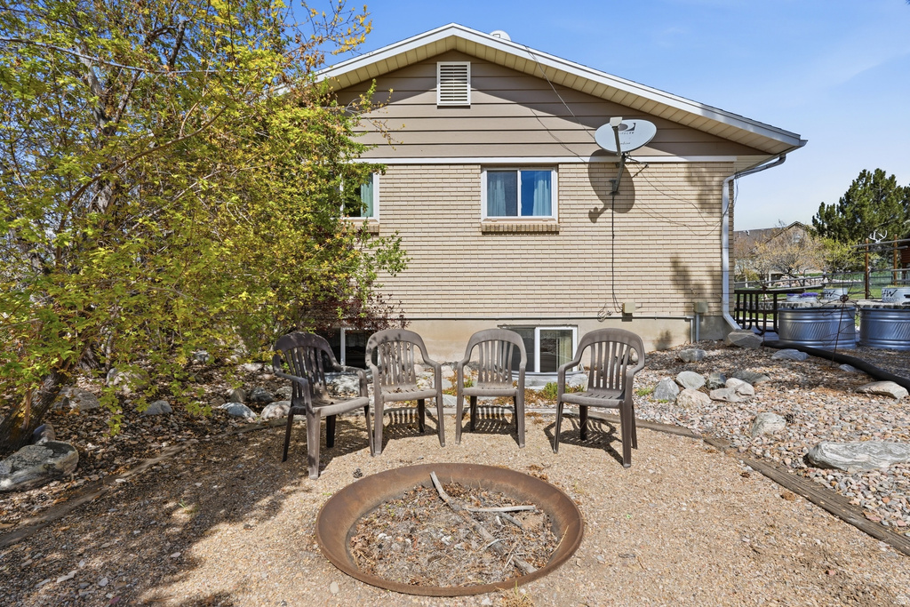 2420 W OLD RD Morgan, UT 84050