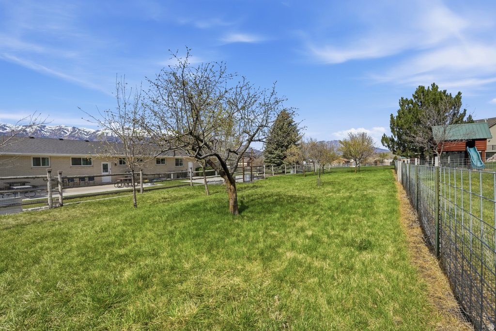 2420 W OLD RD Morgan, UT 84050