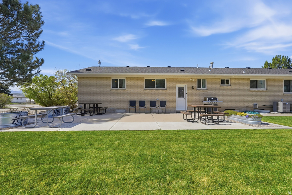 2420 W OLD RD Morgan, UT 84050