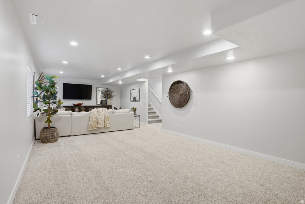 3763 W GRASSY MEADOW DR South Jordan, UT 84009