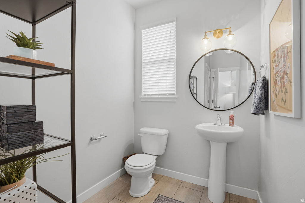 3763 W GRASSY MEADOW DR South Jordan, UT 84009