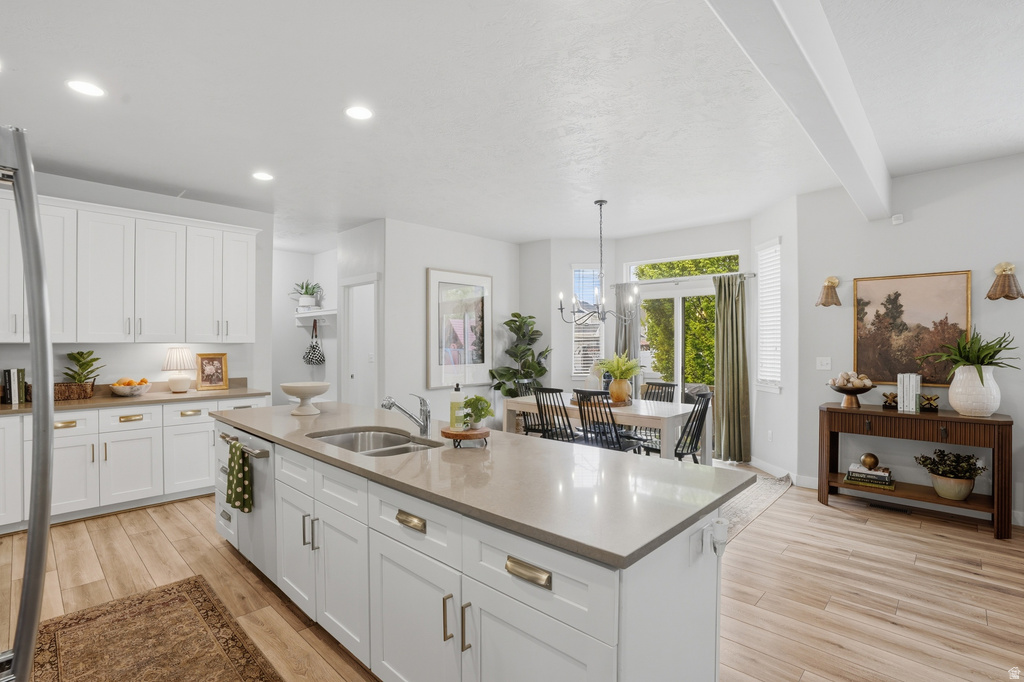 3763 W GRASSY MEADOW DR South Jordan, UT 84009