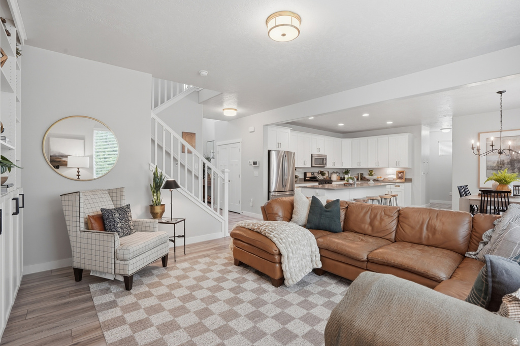 3763 W GRASSY MEADOW DR South Jordan, UT 84009