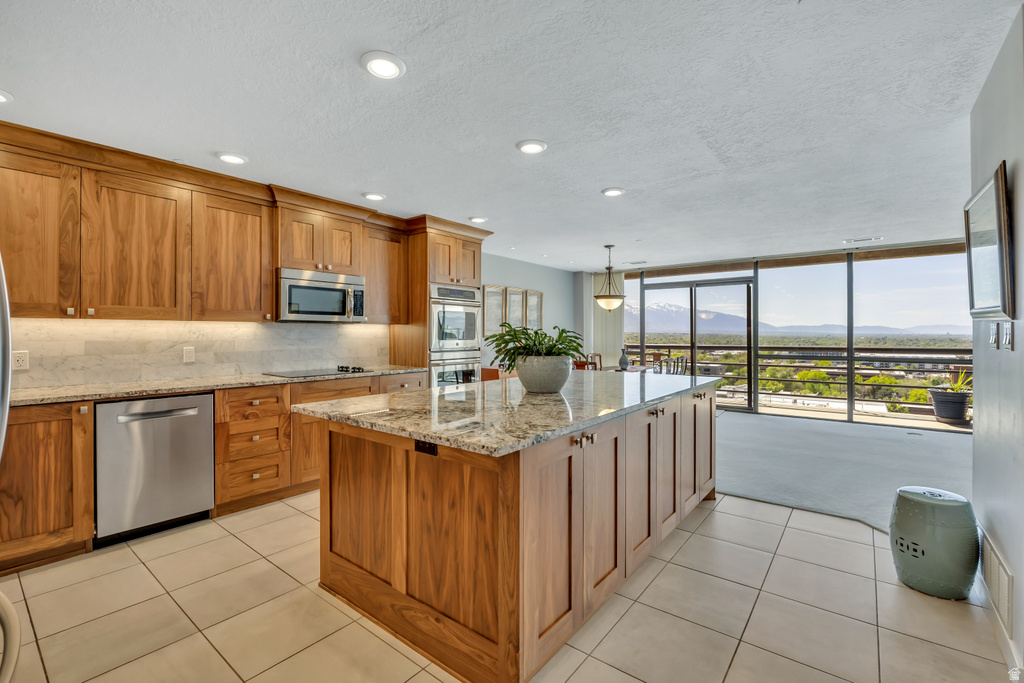 560 E SOUTH TEMPLE #801 Salt Lake City, UT 84102