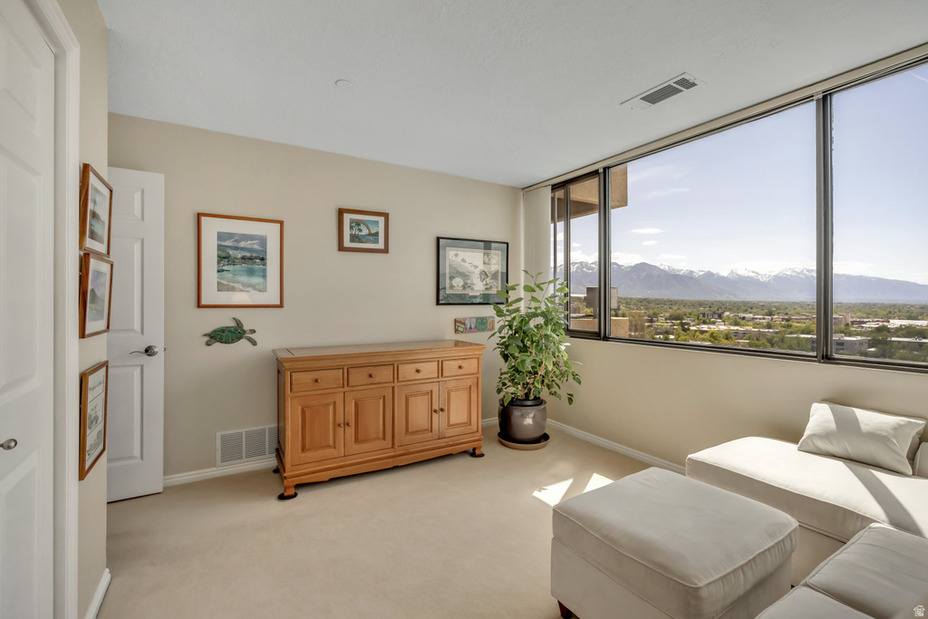 560 E SOUTH TEMPLE #801 Salt Lake City, UT 84102