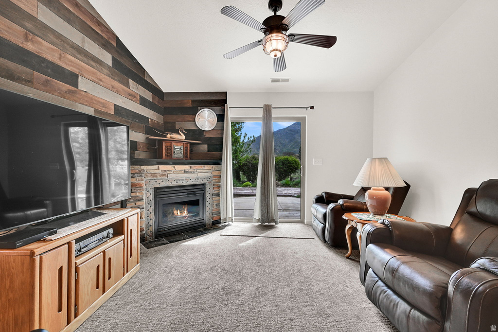 7422 S SHAY LN South Weber, UT 84405