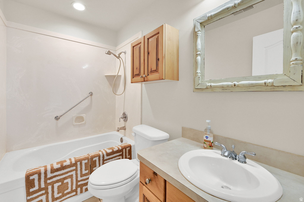 7422 S SHAY LN South Weber, UT 84405