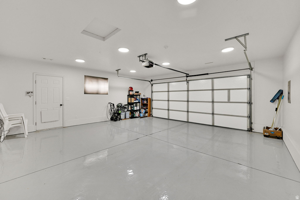 7422 S SHAY LN South Weber, UT 84405