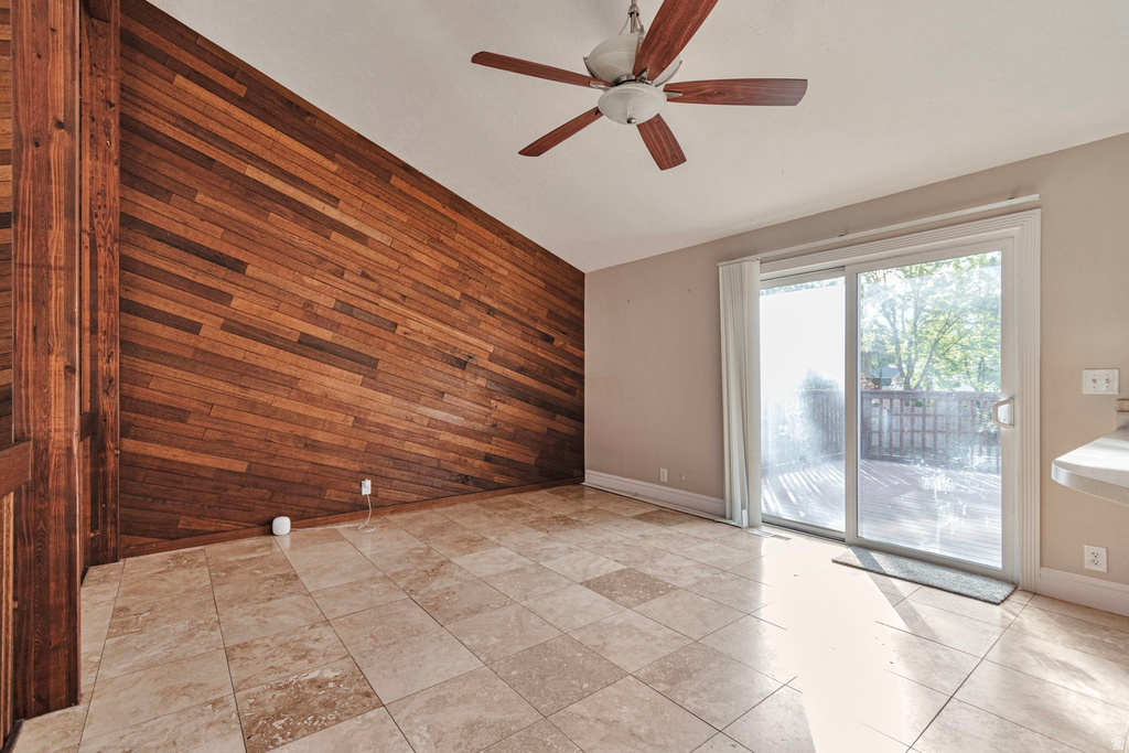 1764 E RONDELLE CIR Sandy, UT 84093