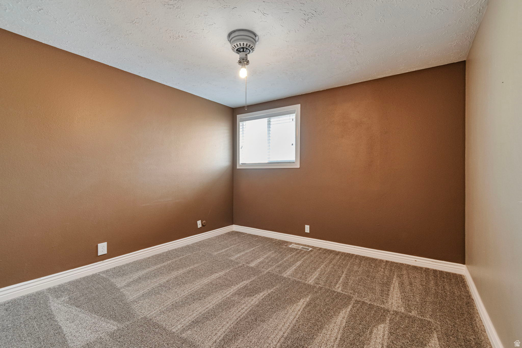 1764 E RONDELLE CIR Sandy, UT 84093