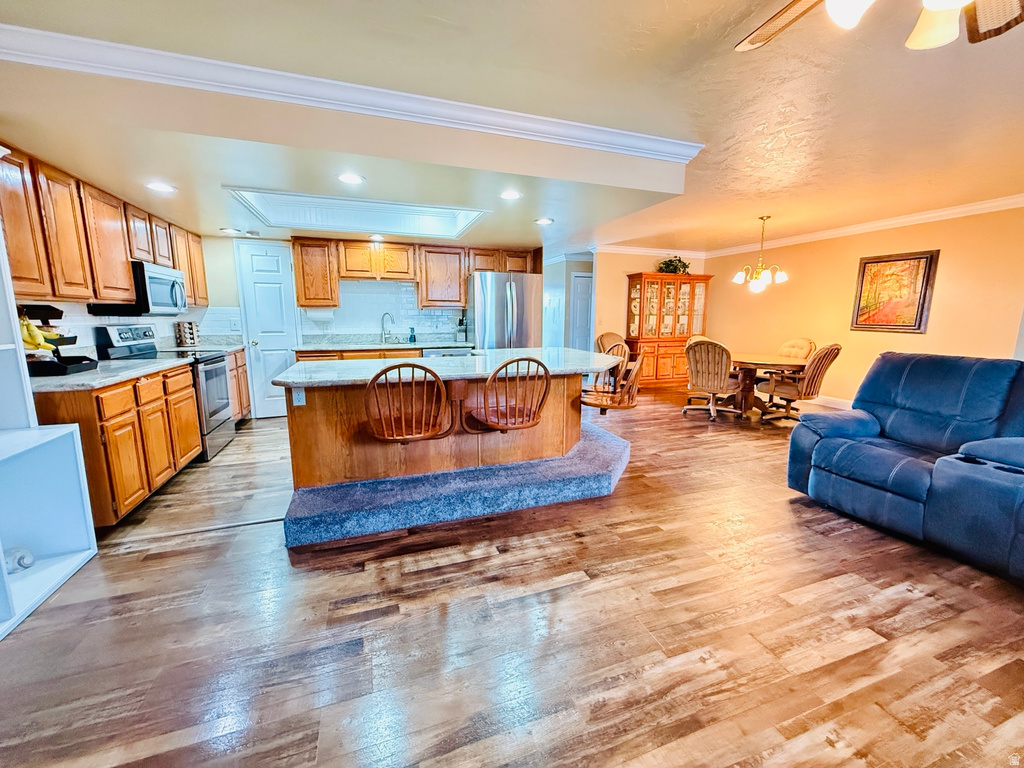 140 N 200 E #2 Orem, UT 84057