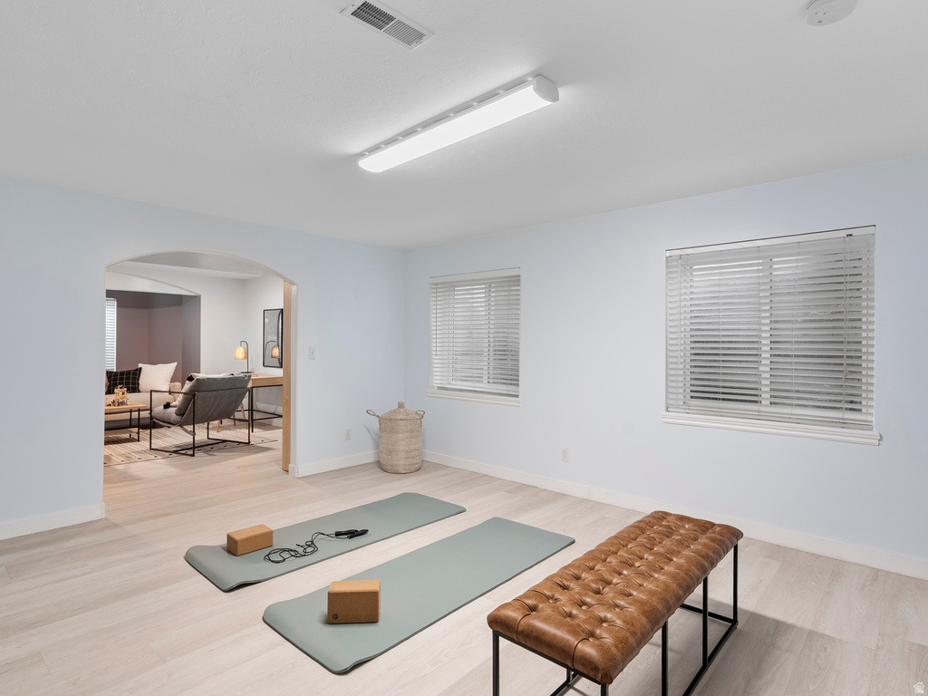 11051 S LONGDALE CIR Sandy, UT 84092