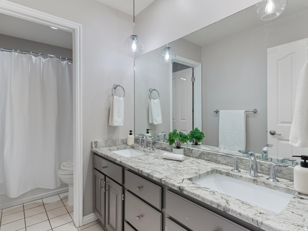 11051 S LONGDALE CIR Sandy, UT 84092