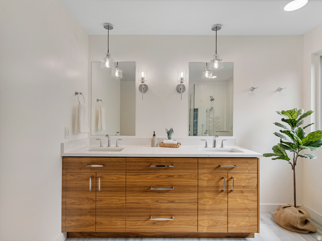 11051 S LONGDALE CIR Sandy, UT 84092