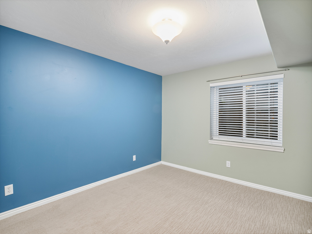 11051 S LONGDALE CIR Sandy, UT 84092