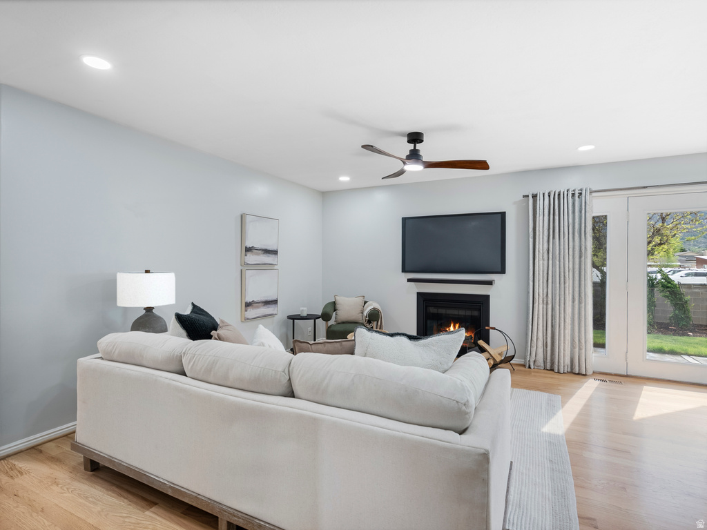 11051 S LONGDALE CIR Sandy, UT 84092