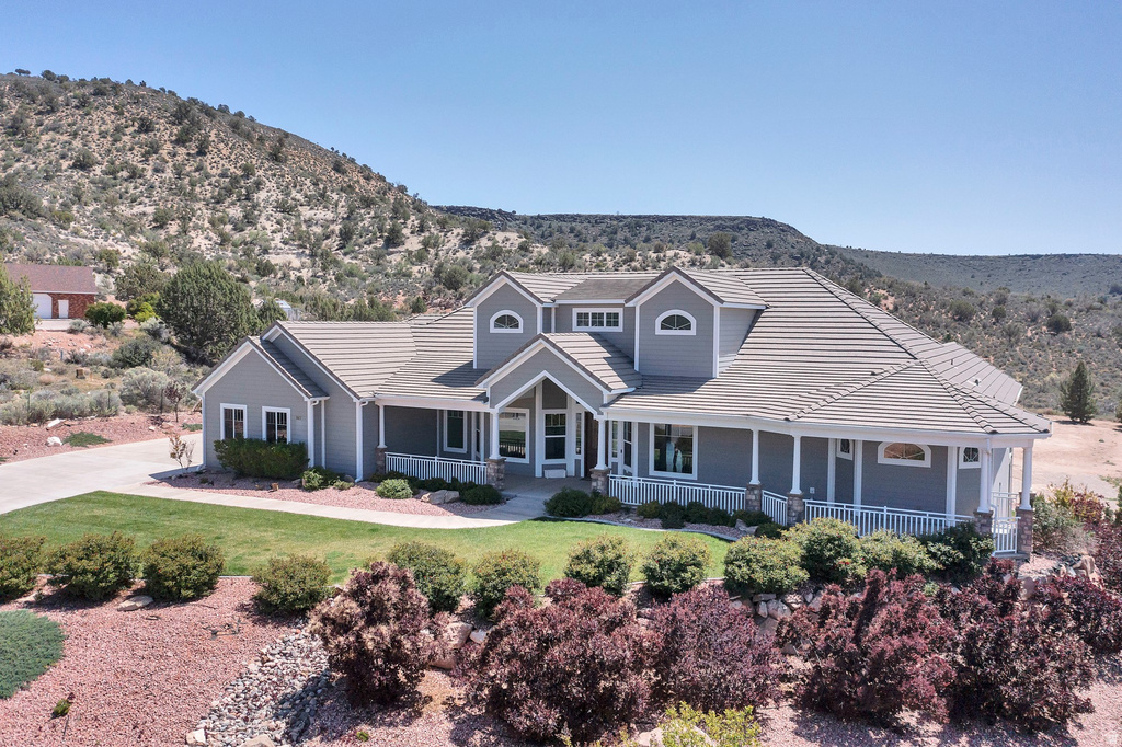 947 W AMETHYST DR St George, UT 84770