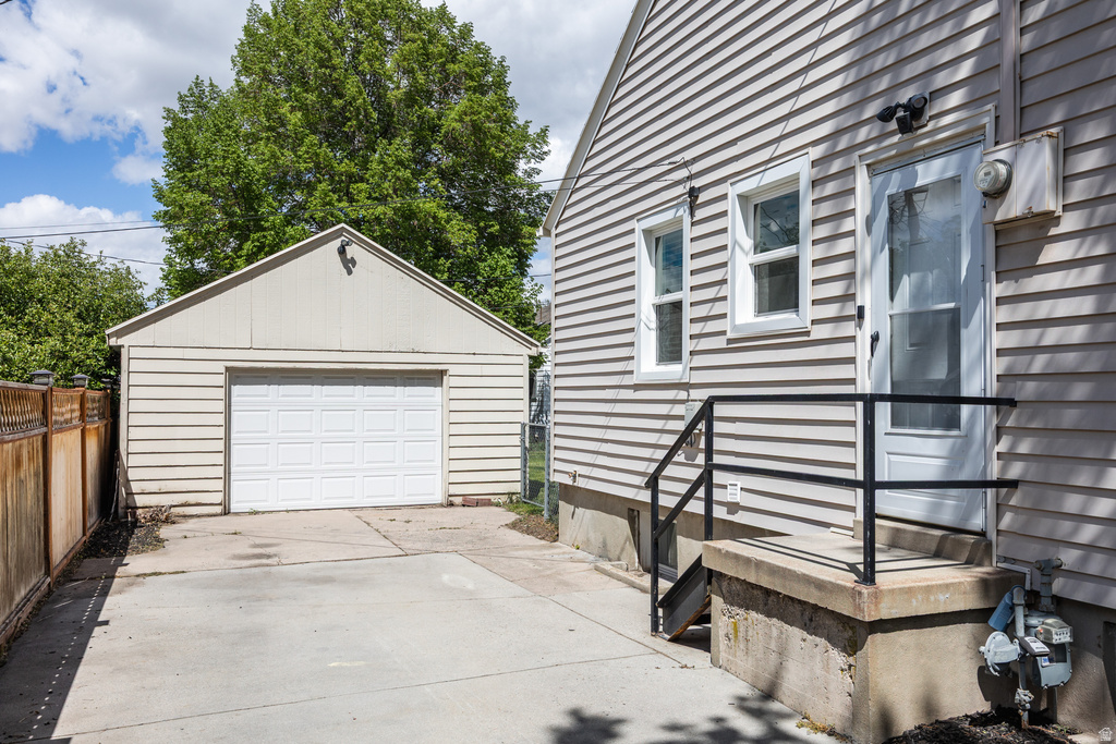 171 E CLEVELAND AVE Salt Lake City, UT 84115