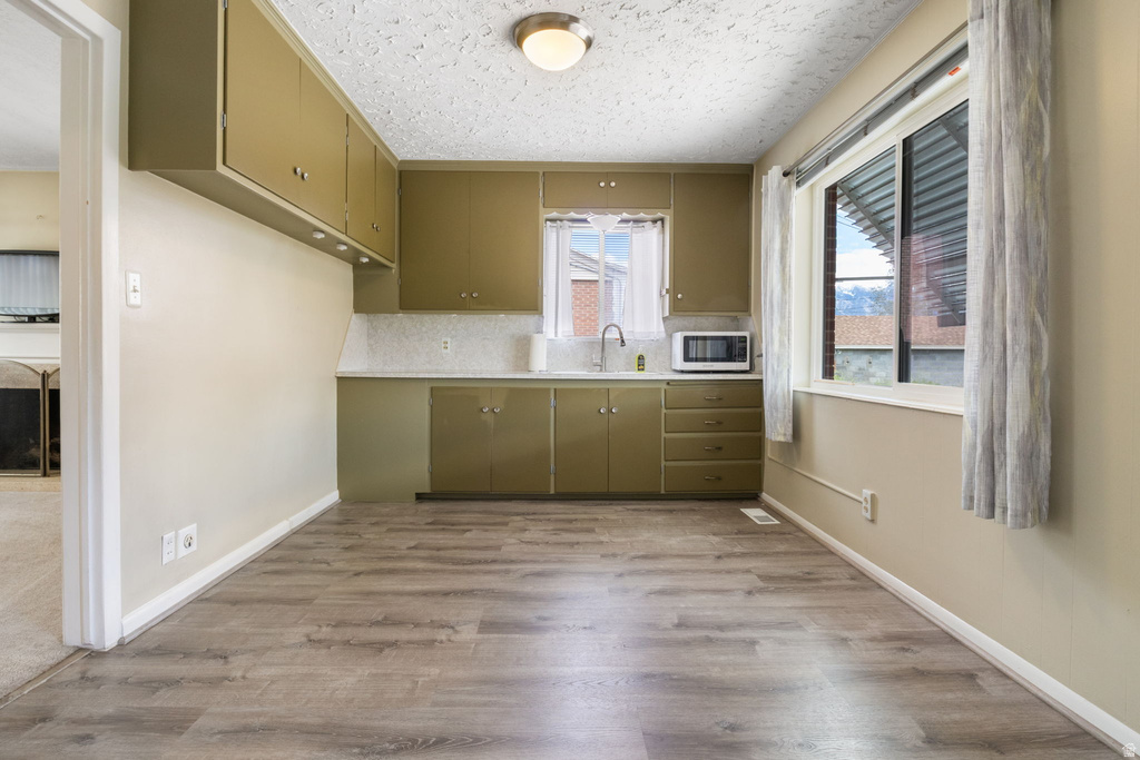 661 W FERN DR Midvale, UT 84047