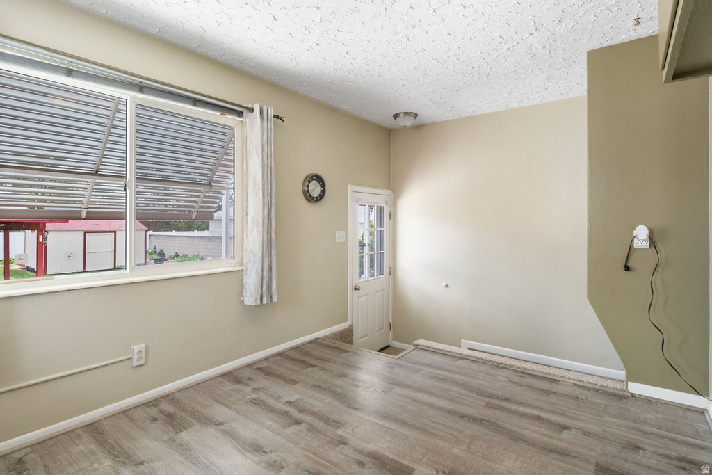 661 W FERN DR Midvale, UT 84047