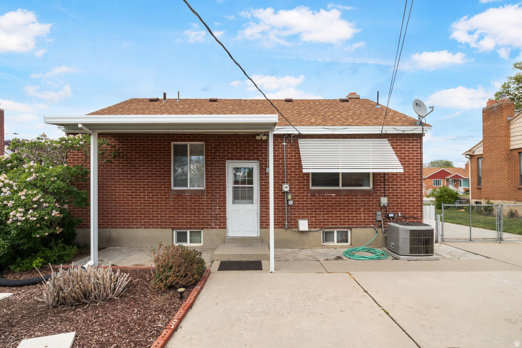 661 W FERN DR Midvale, UT 84047