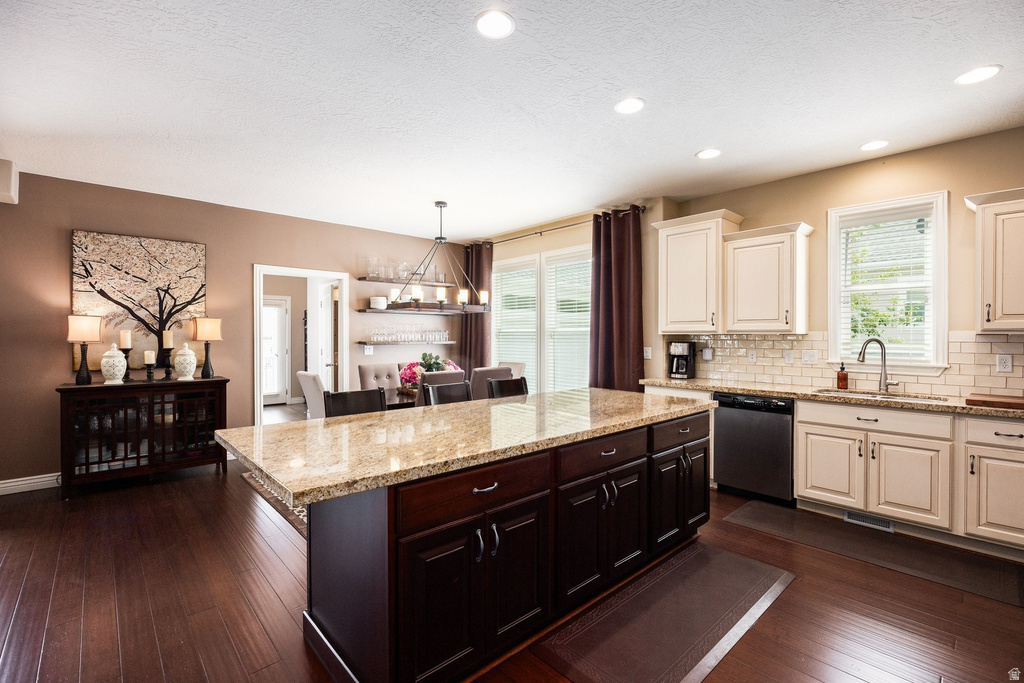 10399 S TOPVIEW RD South Jordan, UT 84009