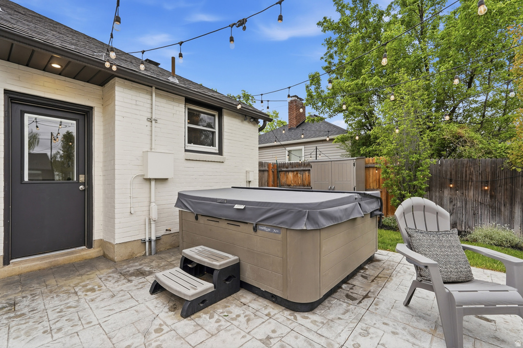 979 E LORRAINE AVE Salt Lake City, UT 84106