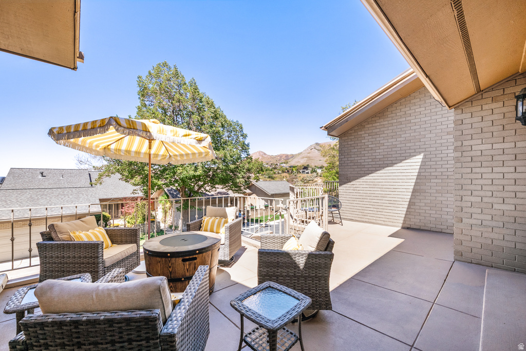 830 N GRANDRIDGE CT photo 4