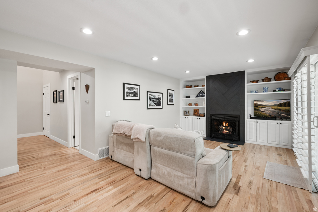 830 N GRANDRIDGE CT Salt Lake City, UT 84103