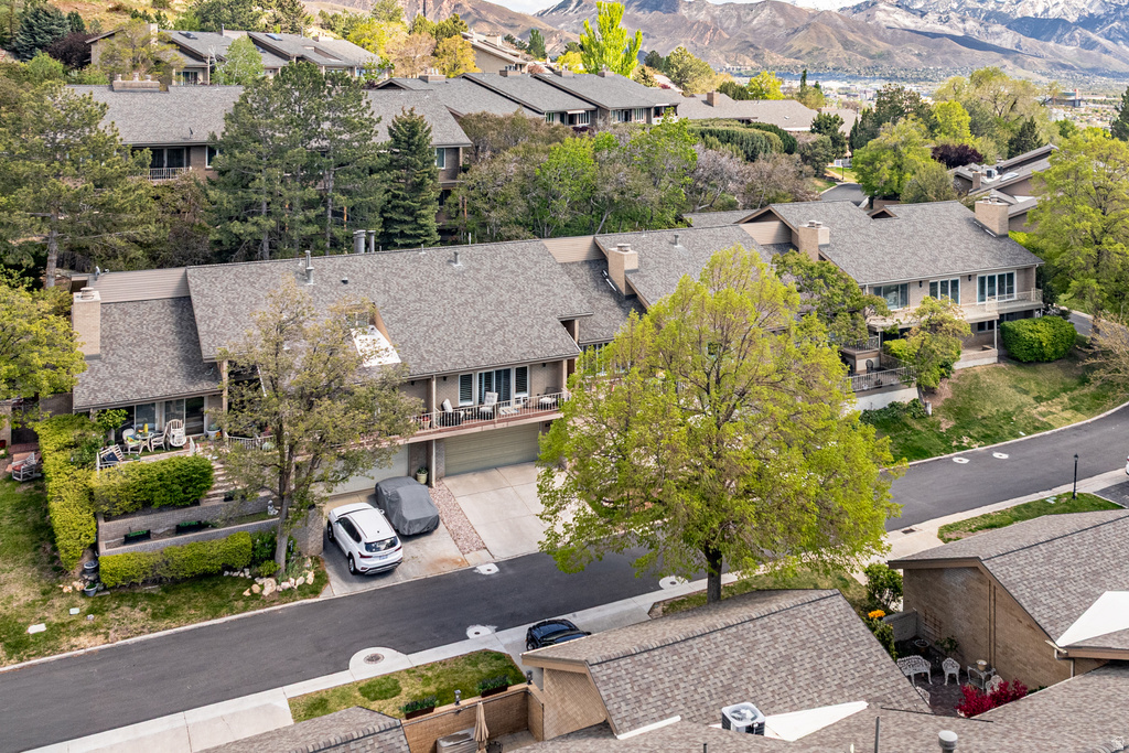 830 N GRANDRIDGE CT Salt Lake City, UT 84103