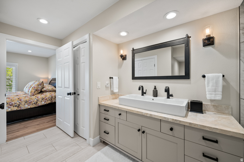 830 N GRANDRIDGE CT Salt Lake City, UT 84103