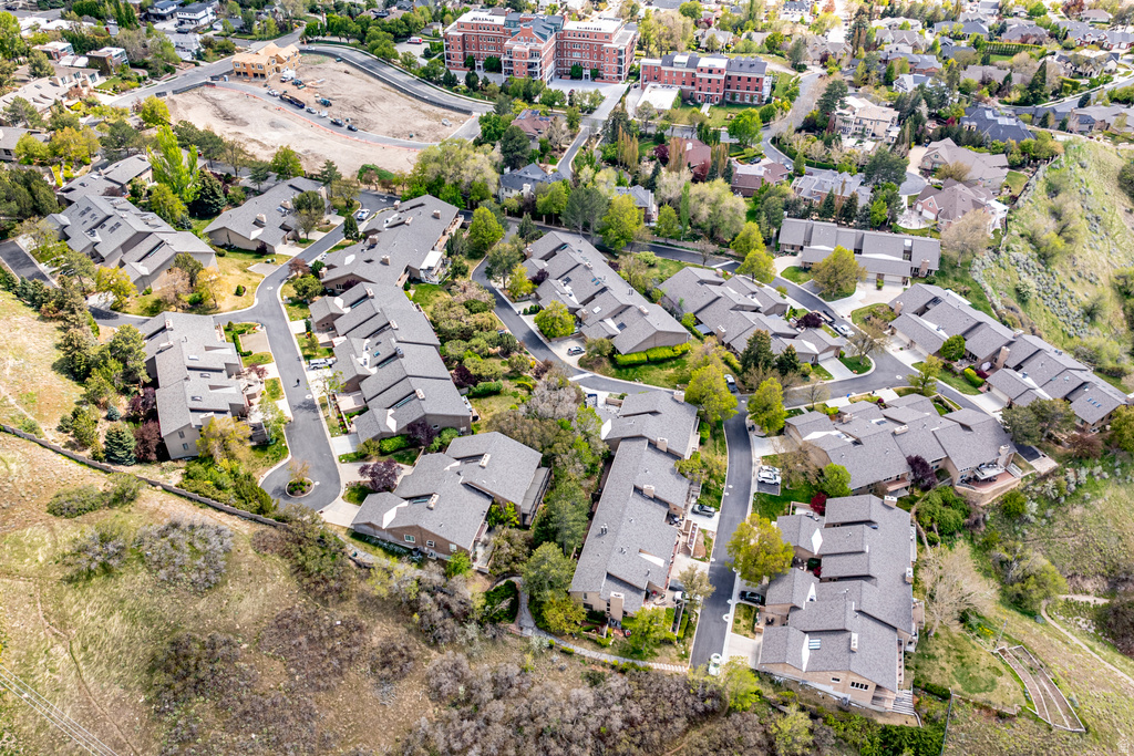 830 N GRANDRIDGE CT Salt Lake City, UT 84103