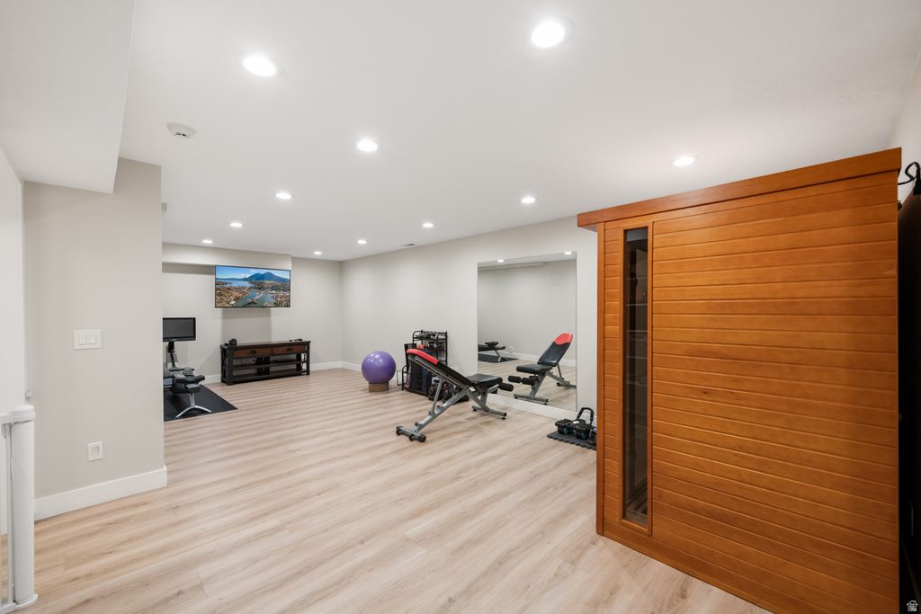 830 N GRANDRIDGE CT Salt Lake City, UT 84103