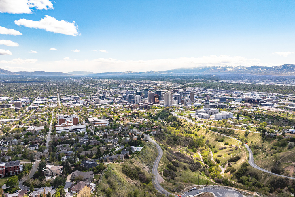 830 N GRANDRIDGE CT Salt Lake City, UT 84103