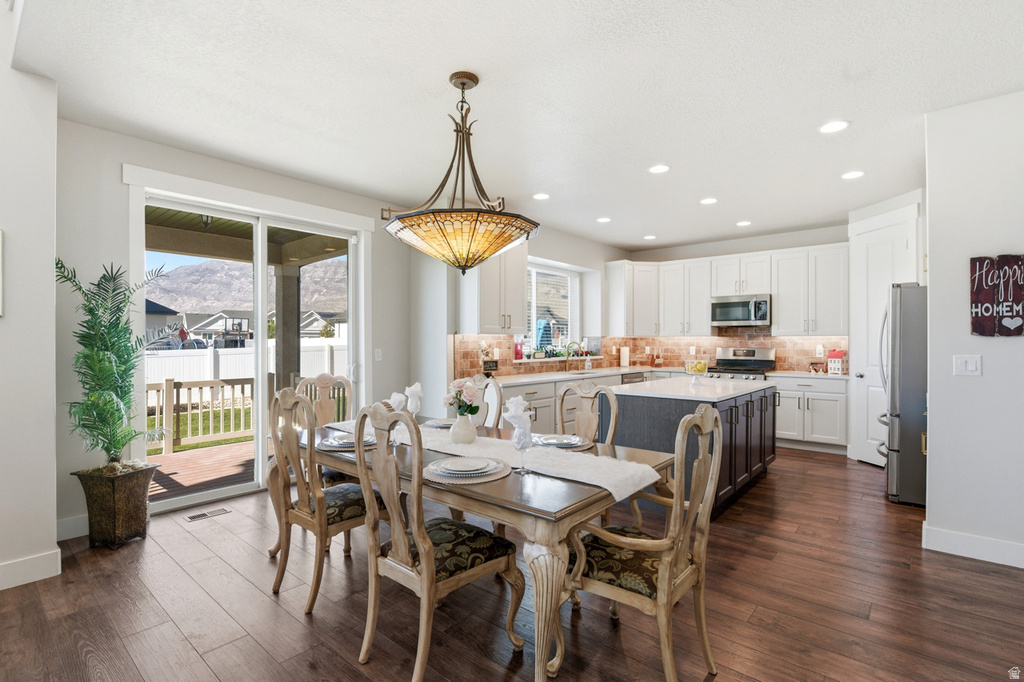 1434 W STABLE ST Lindon, UT 84042