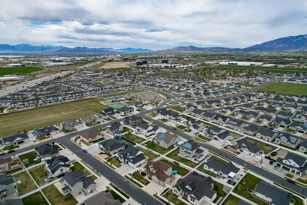 1434 W STABLE ST Lindon, UT 84042