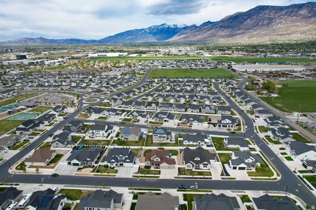 1434 W STABLE ST Lindon, UT 84042