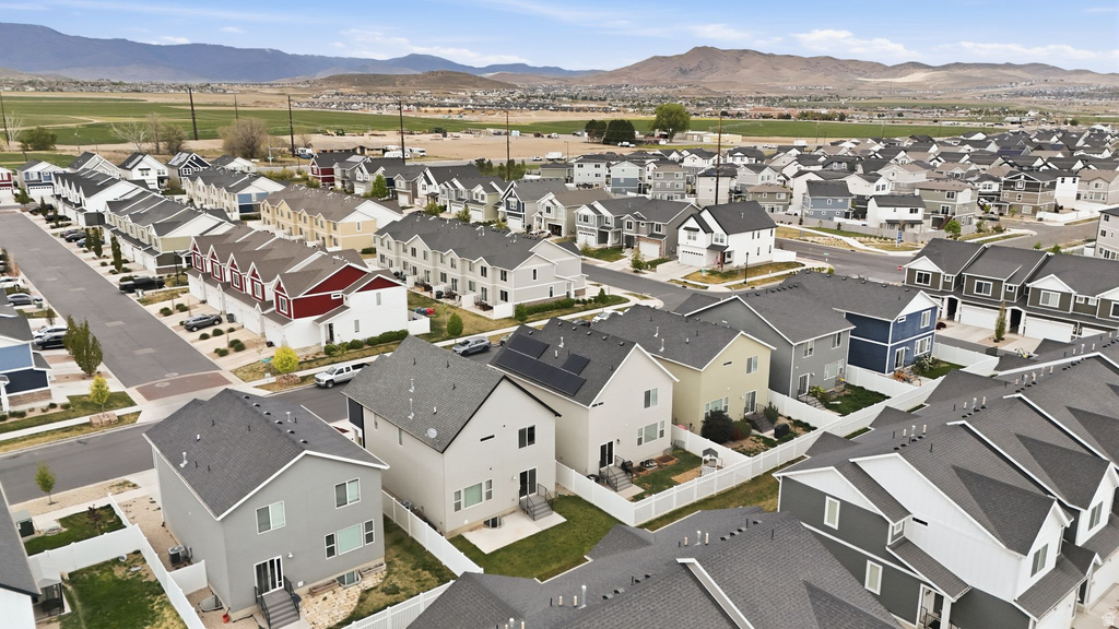 452 S HIGHPOINT DR Saratoga Springs, UT 84045