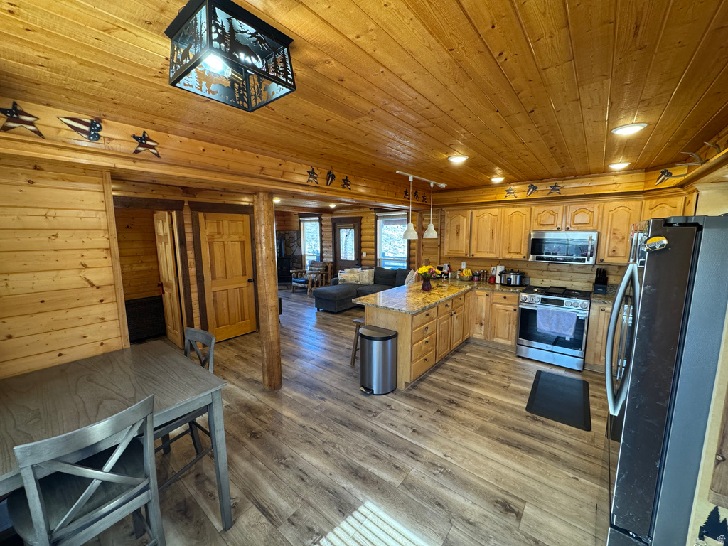 8720 E LAKE PINES DR Heber City, UT 84032