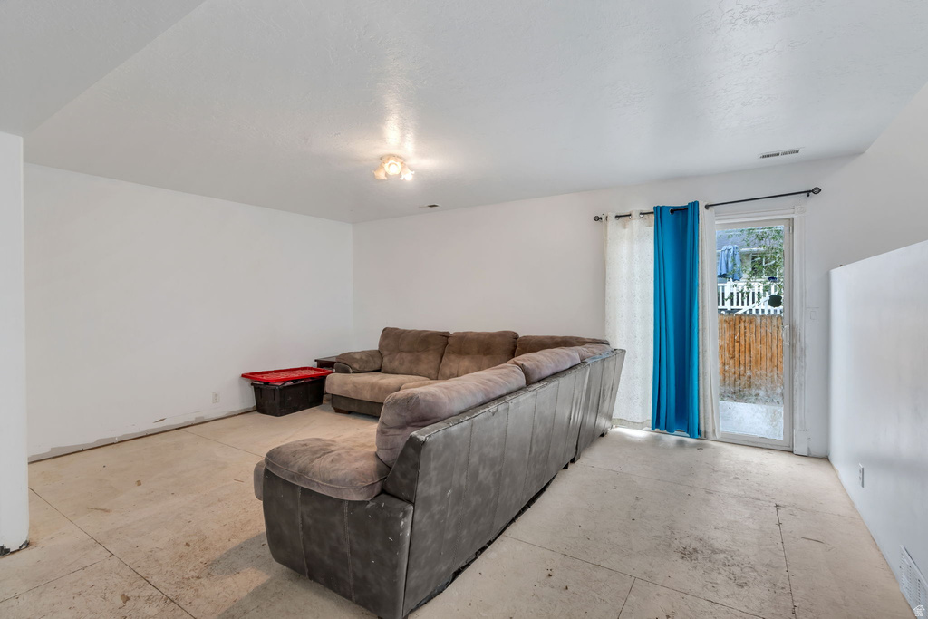 2830 S ADAM HILL WAY Magna, UT 84044