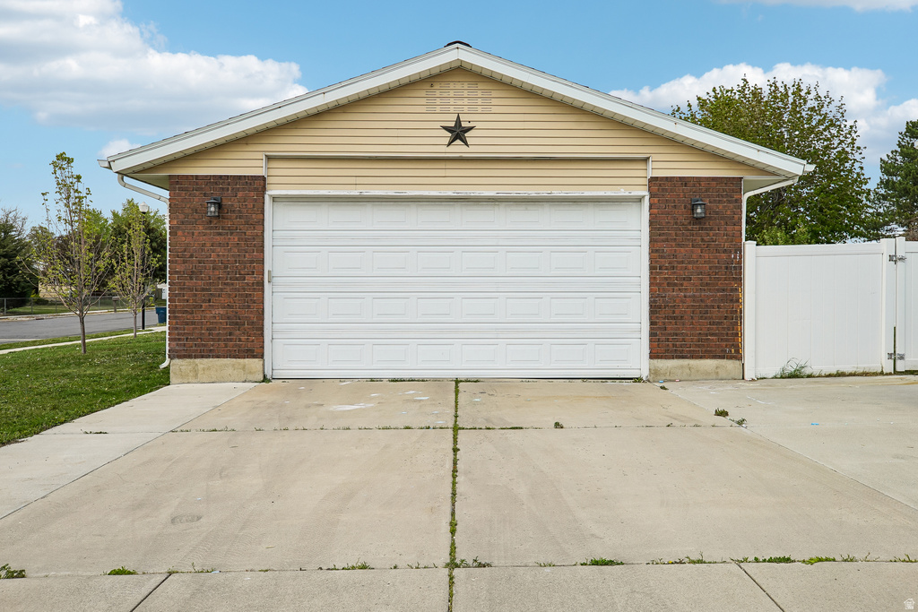 9571 S DAVID ST Sandy, UT 84070