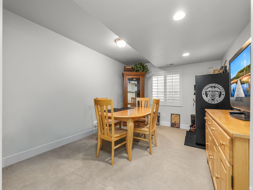 322 E 2530 N Lehi, UT 84043