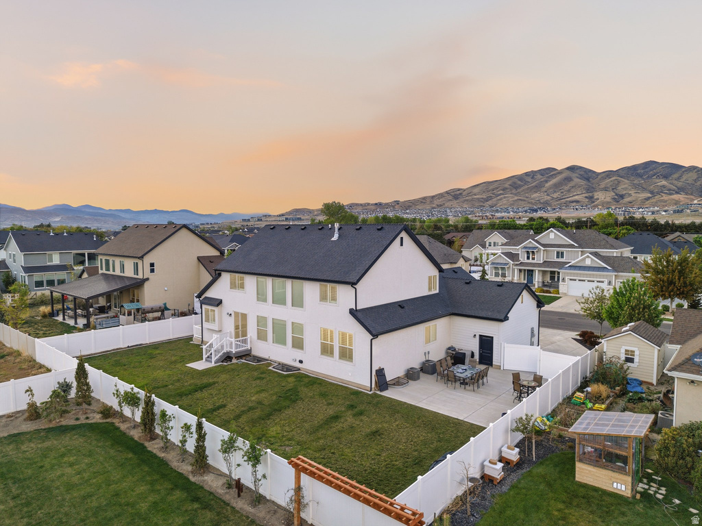 322 E 2530 N Lehi, UT 84043